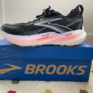 Brooks Glycerin 22 running shoes